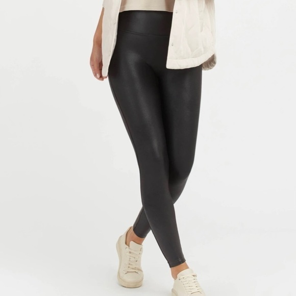 SPANX Black Faux Leather Leggings Size M - Picture 1 of 11